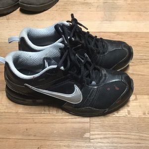 Nike reax sneakers
